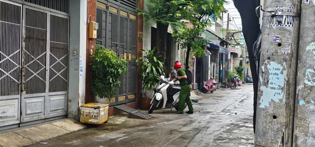 Chập điện máy quạt, cháy nhà dân lúc rạng sáng - Ảnh 1.