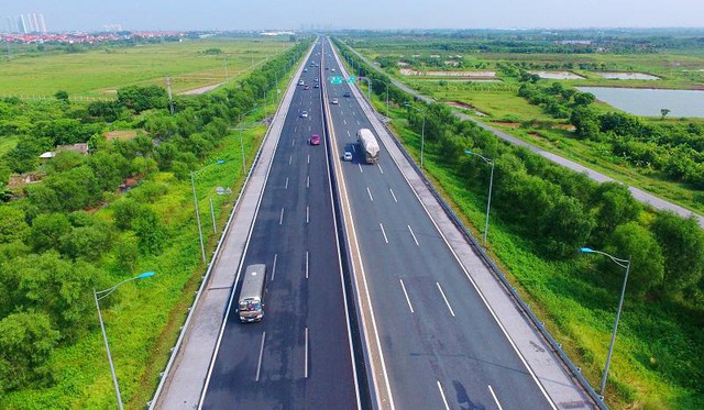 Tập đoàn Sơn Hải đề nghị làm rõ quy trình chấm thầu gói xây dựng cao tốc TP . HCM - Ảnh 1. Tập đoàn Sơn Hải đề nghị làm rõ quy trình chấm thầu gói xây dựng cao tốc TP . HCM - Ảnh 1.
