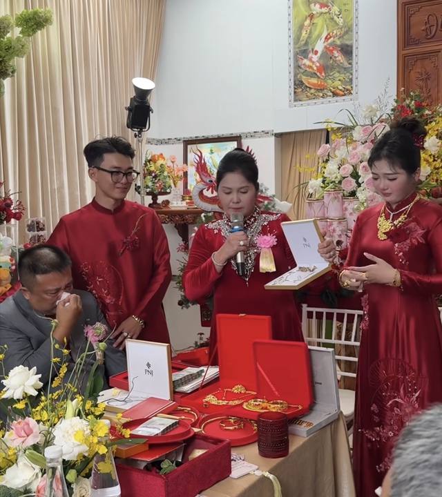 Cà Mau: Cô gái được cho 100 con chồn làm của hồi môn   - Ảnh 2.