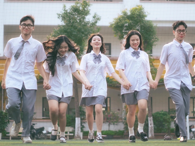 M&ugrave;a chụp ảnh kỷ yếu đ&atilde; đến, những concept n&agrave;o l&ecirc;n ng&ocirc;i ? - Ảnh 3.