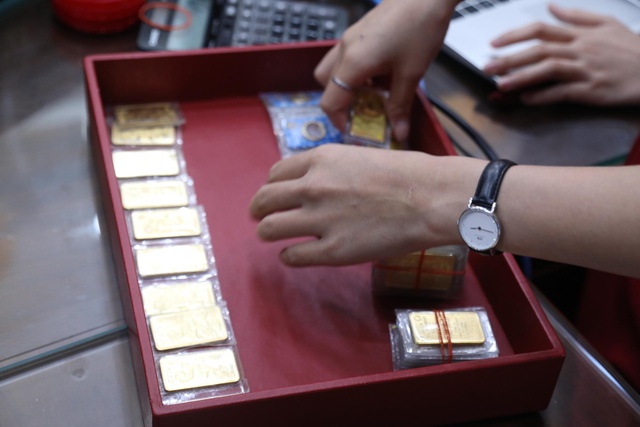Giá vàng hôm nay 3.5.2025: Loanh quanh ở ngưỡng 120 triệu đồng Giá vàng hôm nay 3.5.2025: Loanh quanh ở ngưỡng 120 triệu đồng