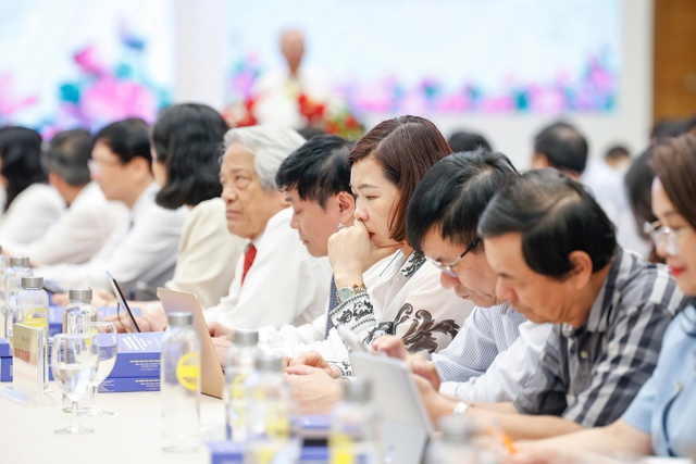 Trần Cẩm Tú nhấn mạnh vai trò báo chí trong kỷ nguyên mới đồng hành cùng dân tộc - Ảnh 5. Trần Cẩm Tú nhấn mạnh vai trò báo chí trong kỷ nguyên mới đồng hành cùng dân tộc - Ảnh 5.