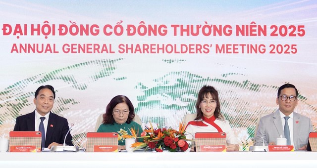 Đại hội cổ đông Vietjet 2025: Mở rộng mạng bay là sứ mệnh - Ảnh 2.