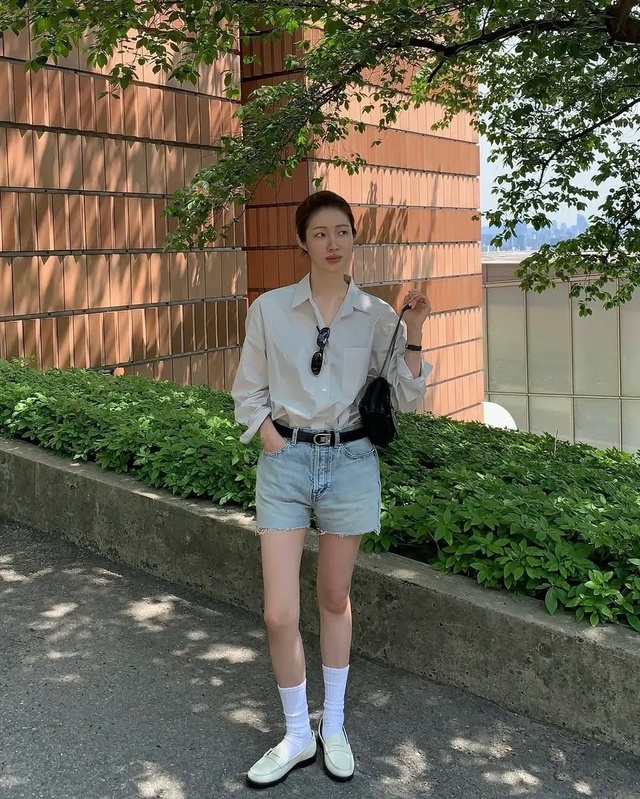 Chinh phục mùa hè với những chiếc quần shorts đa năng- Ảnh 1.