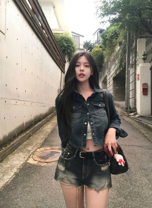 Chinh phục mùa hè với những chiếc quần shorts đa năng- Ảnh 2.