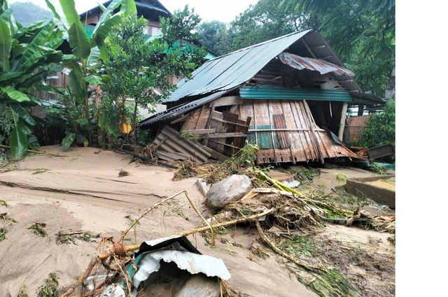 Liên tiếp xảy ra lũ quét tại Nghệ An- Ảnh 1.