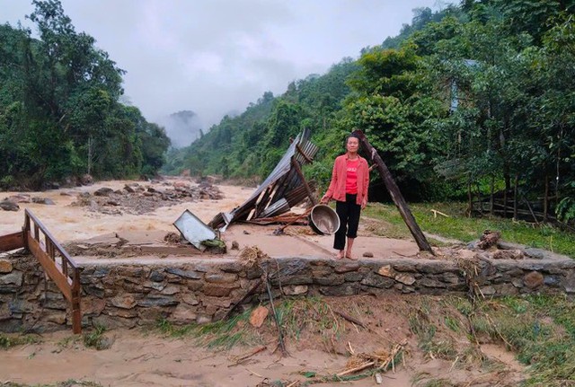 Liên tiếp xảy ra lũ quét tại Nghệ An- Ảnh 2.