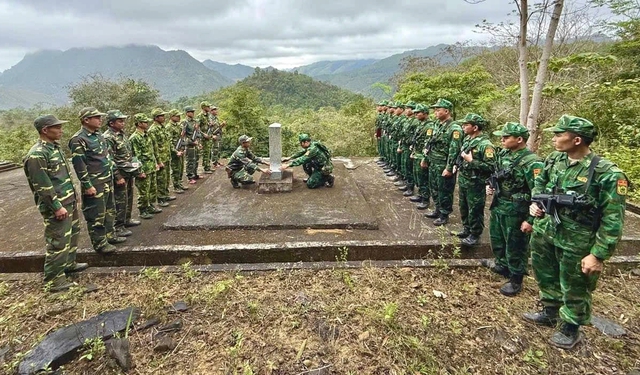 Kỷ niệm 70 năm thành lập đồn biên phòng đầu tiên giới tuyến phía tây Quảng Trị- Ảnh 3.