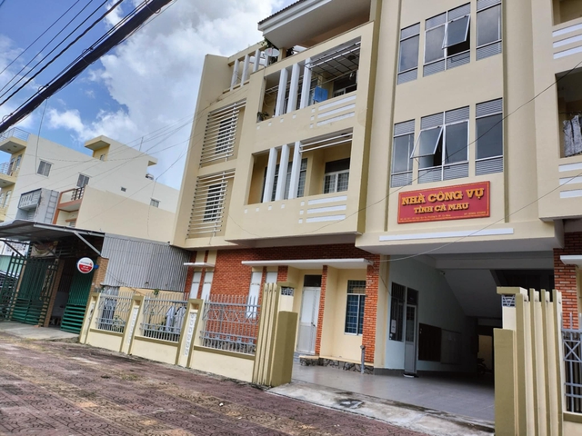 Không thu tiền nhà công vụ cho cán bộ Bạc Liêu làm việc tại Cà Mau - Ảnh 1.