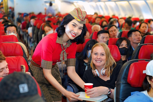 Săn vé bay Vietjet giảm 66%, hòa mình cùng không khí đại nhạc hội K-star Spark