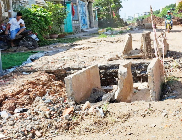 Hố ga nguy hiểm- Ảnh 1.