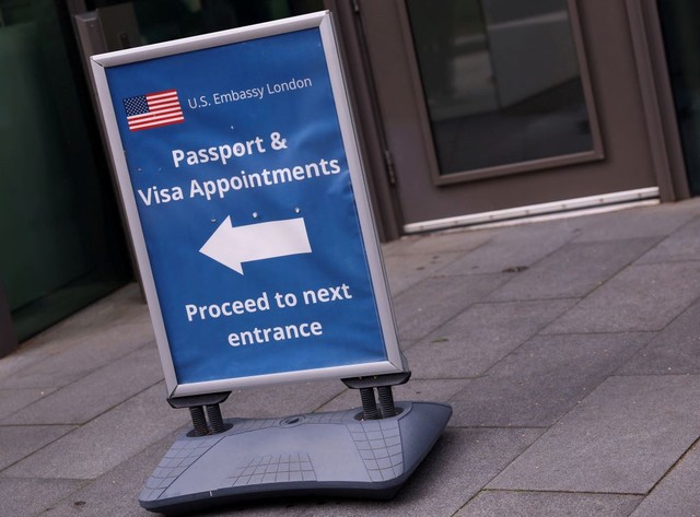 Washington chuẩn bị nối lại quy trình xét thị thực du học Mỹ