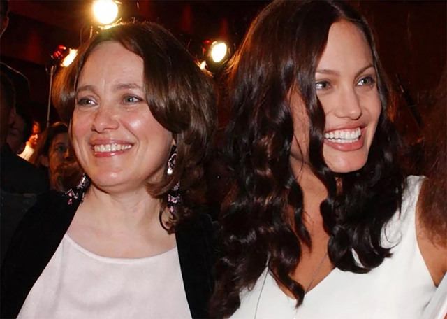 Angelina Jolie tâm sự về nỗi đau mất mẹ- Ảnh 2. Angelina Jolie tâm sự về nỗi đau mất mẹ- Ảnh 2.