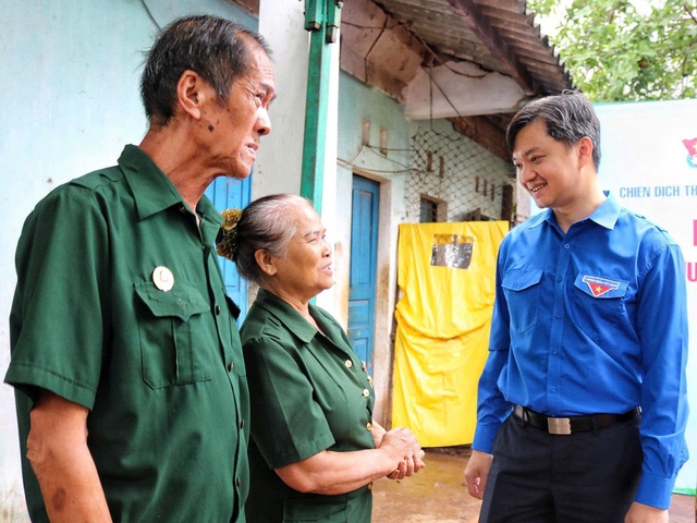 Anh Nguyễn Minh Triết dự lễ khởi công nhà cho cựu thanh niên xung phong - Ảnh 2.