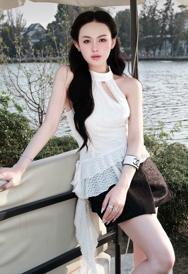 Bồng bềnh cùng những chi tiết bèo nhún điệu đà- Ảnh 3. Bồng bềnh cùng những chi tiết bèo nhún điệu đà- Ảnh 3.