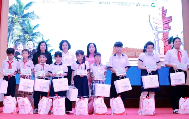 Thắp sáng những ước mơ của trẻ em - Ảnh 3.