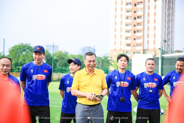 Đội tuyển Việt Nam vắng tới 8 cầu thủ: Công Phượng, Đình Triệu bất ngờ bị đau- Ảnh 3. Đội tuyển Việt Nam vắng tới 8 cầu thủ: Công Phượng, Đình Triệu bất ngờ bị đau- Ảnh 3.