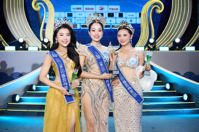 Người đẹp Thanh Hóa đăng quang Hoa hậu Biển đảo Việt Nam - Ảnh 2.