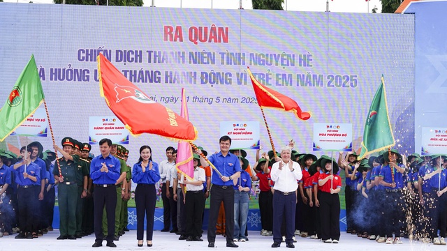 Các đội hình tình nguyện ''Bình dân học vụ số' thúc đẩy chuyển đổi số toàn dân- Ảnh 2.