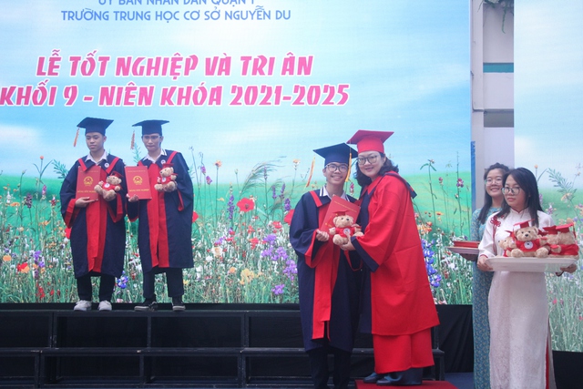 - Ảnh 2. - Ảnh 2.