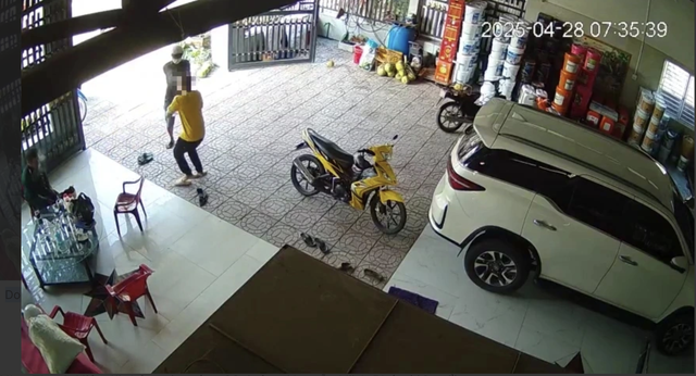 Vụ nữ sinh tử vong ở Vĩnh Long: Làm rõ có hay không hành vi cố ý không khởi tố- Ảnh 3. Vụ nữ sinh tử vong ở Vĩnh Long: Làm rõ có hay không hành vi cố ý không khởi tố- Ảnh 3.