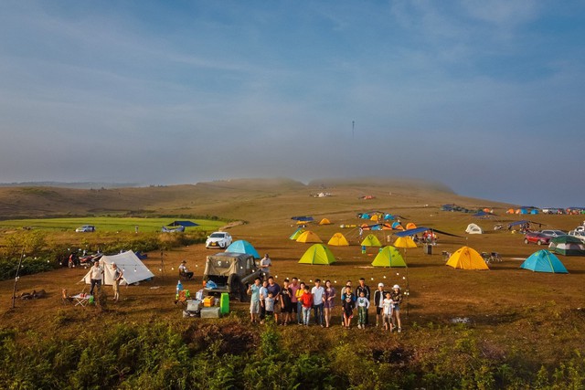 5 ng&agrave;y nghỉ lễ, Quảng Ng&atilde;i thu h&agrave;ng trăm tỉ đồng từ du lịch- Ảnh 1.