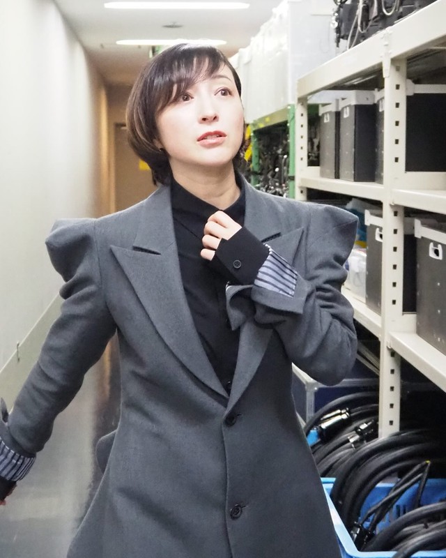 'Ngọc nữ' Nhật bản Ryoko Hirosue điều trị tâm thần sau vụ bị bắt giữ - Ảnh 2. 'Ngọc nữ' Nhật bản Ryoko Hirosue điều trị tâm thần sau vụ bị bắt giữ - Ảnh 2.