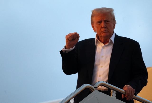 Ông Trump ra lệnh đánh thuế 100% phim nhập khẩu- Ảnh 1.