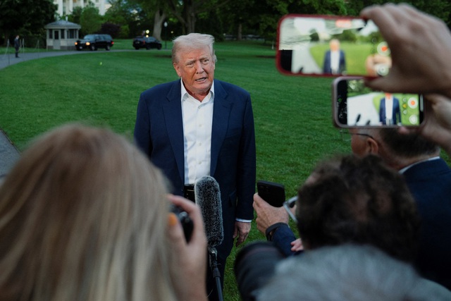 Hé lộ mới của ông Trump về nhiều vấn đề Hé lộ mới của ông Trump về nhiều vấn đề