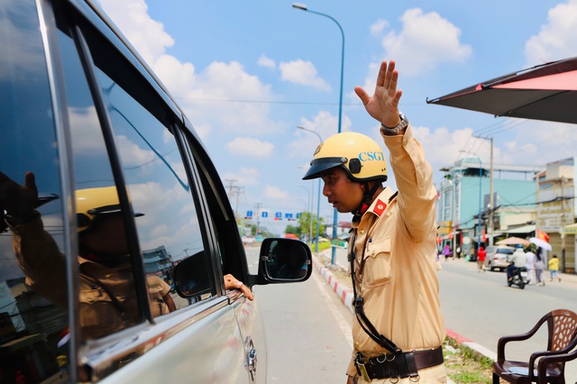 Công an TP.HCM kiểm tra đảm bảo an ninh trật tự tại đại lễ Vesak 2025- Ảnh 1. Công an TP.HCM kiểm tra đảm bảo an ninh trật tự tại đại lễ Vesak 2025- Ảnh 1.
