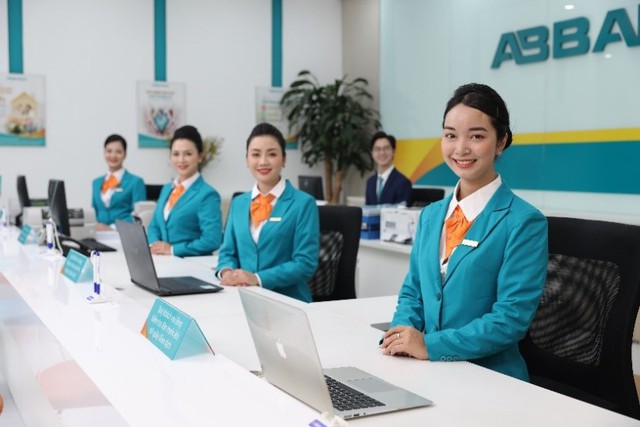Quý 1/2025: ABBANK lãi gấp đôi cùng kỳ, chuyển đổi số mạnh mẽ- Ảnh 4.