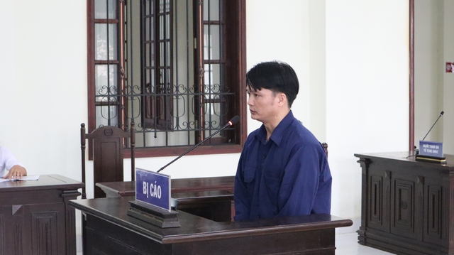Giám đốc học hết lớp 2 lừa đảo 23 người chiếm đoạt hơn 5,9 tỉ đồng - Ảnh 2.