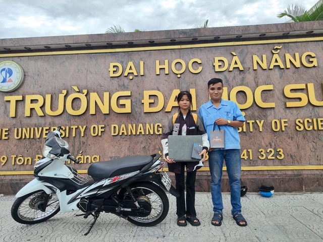 ‘Hiệp sĩ máu’ bên sông Hàn- Ảnh 3. ‘Hiệp sĩ máu’ bên sông Hàn- Ảnh 3.