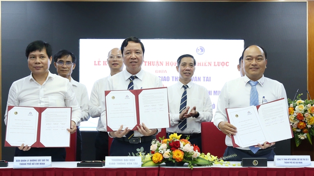 Trường đại học giúp tháo gỡ điểm nghẽn trong phát triển đường sắt hiện đại Trường đại học giúp tháo gỡ điểm nghẽn trong phát triển đường sắt hiện đại