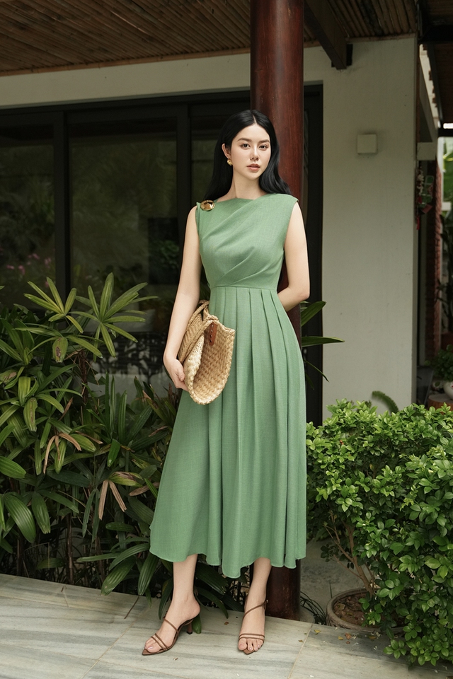 Năm chiếc váy midi đa năng đáng sắm nhất - Ảnh 5.