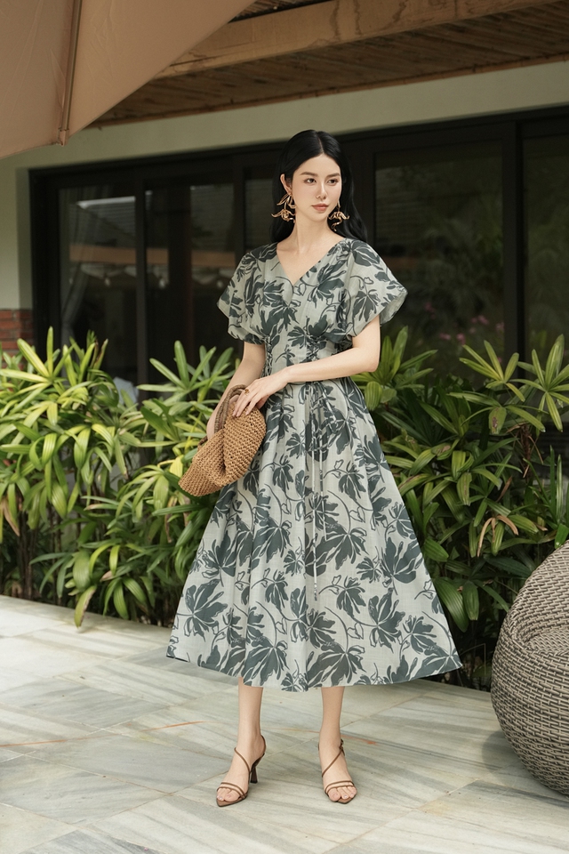 Năm chiếc váy midi đa năng đáng sắm nhất - Ảnh 3.