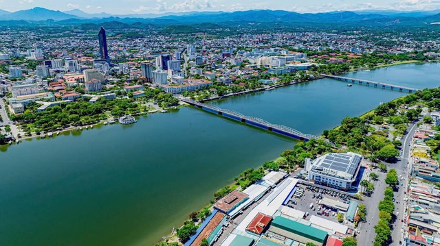TP.Huế thăng hạng PCI: 'Nỗ lực không mệt mỏi trong tạo lập môi trường đầu tư'- Ảnh 2.