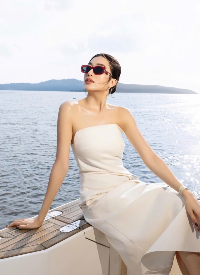 Bí quyết mặc đẹp cho nàng thanh lịch gọi tên áo quây - Ảnh 8.
