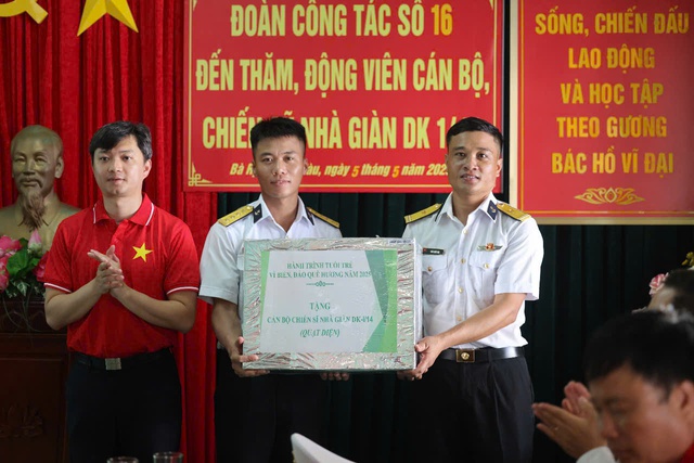 Niềm tự hào của giới trẻ Việt Nam với lực lượng Hải quân Nhân dân - Ảnh 4. Niềm tự hào của giới trẻ Việt Nam với lực lượng Hải quân Nhân dân - Ảnh 4.