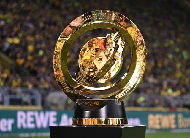 FIFA gây sốc với suất cuối dự Club World Cup: Trận đấu quyết định 10 triệu USD FIFA gây sốc với suất cuối dự Club World Cup: Trận đấu quyết định 10 triệu USD