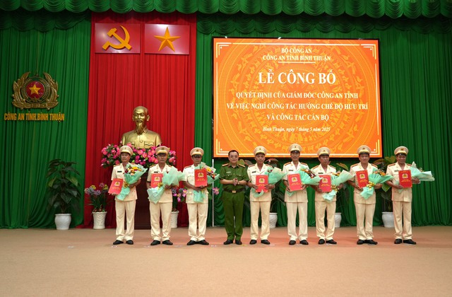 Nhiều lãnh đạo cấp phòng Công an tỉnh Bình Thuận nghỉ hưu trước tuổi- Ảnh 3. Nhiều lãnh đạo cấp phòng Công an tỉnh Bình Thuận nghỉ hưu trước tuổi- Ảnh 3.
