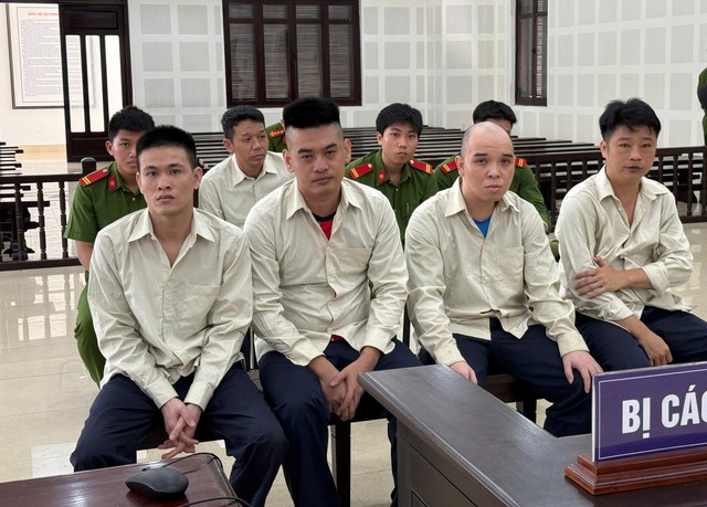 Mâu thuẫn tại đám cưới ‘anh em xã hội’, 2 nhóm giang hồ nổ súng- Ảnh 1. Mâu thuẫn tại đám cưới ‘anh em xã hội’, 2 nhóm giang hồ nổ súng- Ảnh 1.