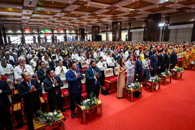 Bế mạc đại lễ Vesak 2025: Khơi dậy năng lượng thiện lành Bế mạc đại lễ Vesak 2025: Khơi dậy năng lượng thiện lành