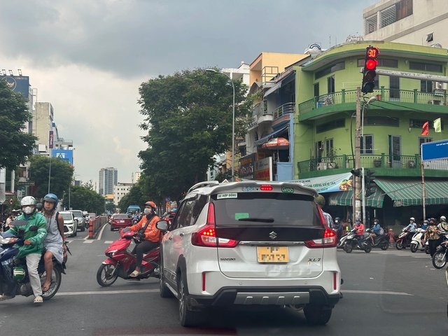 Che biển số để tránh phạt nguội nhưng thực tế bị phạt... nặng hơn- Ảnh 2.