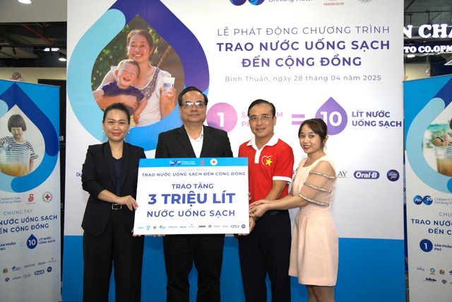 P&G Việt Nam và Saigon Co.op chung tay trao nước uống sạch đến cộng đồng P&G Việt Nam và Saigon Co.op chung tay trao nước uống sạch đến cộng đồng
