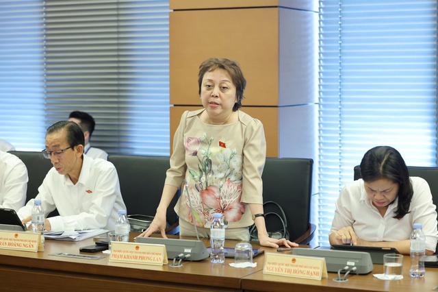 ‘Thanh tra mà thông báo trước, không vở sạch chữ đẹp mới lạ’ ‘Thanh tra mà thông báo trước, không vở sạch chữ đẹp mới lạ’