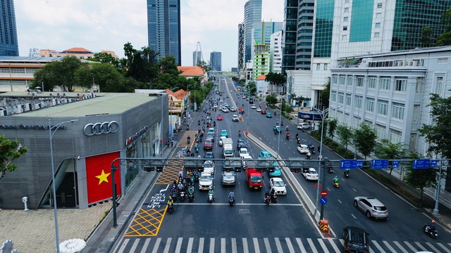 Thêm giao lộ trung tâm TP.HCM vẽ vạch mắt võng, người dân chú ý kẻo dính phạt - Ảnh 3.