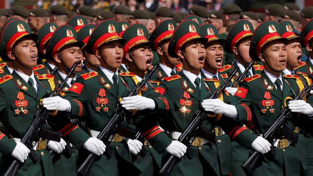 Đẩy mạnh x&acirc;y dựng Qu&acirc;n đội, củng cố quốc ph&ograve;ng, bảo vệ vững chắc Tổ quốc trong giai đoạn mới - Ảnh 2.