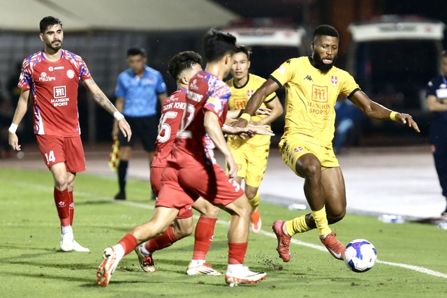 Bảng xếp hạng V-League mới nhất: Hà Tĩnh giữ vững tốp 4, HAGL nguy cơ cao đá play-off- Ảnh 2. Bảng xếp hạng V-League mới nhất: Hà Tĩnh giữ vững tốp 4, HAGL nguy cơ cao đá play-off- Ảnh 2.