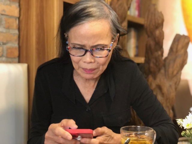 Nhà văn Pháp gốc Việt Anna Moï: Từ lần đầu tiên đến tiểu thuyết cuối cùng Nhà văn Pháp gốc Việt Anna Moï: Từ lần đầu tiên đến tiểu thuyết cuối cùng